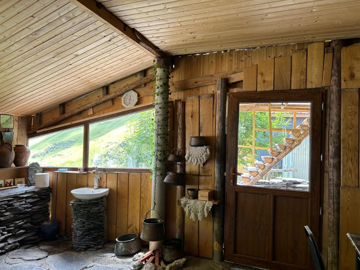 Shio'S Stonehouse In Tusheti Hostel Екстериор снимка